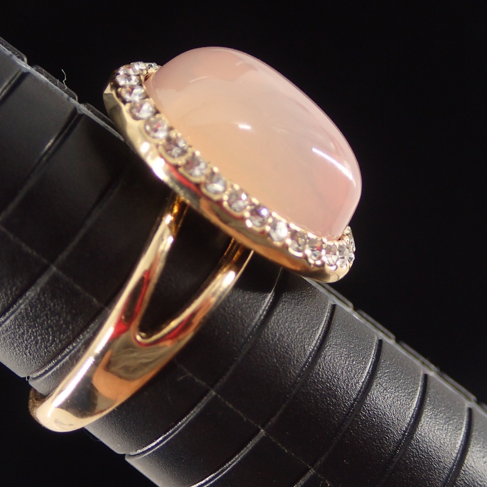 Pink Cabochon Gemstone Ring with Pave White Zircon Gold Tone Halo Ring Sz 10.25 - Picture 8 of 8